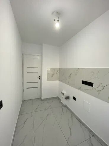 Sector 4, Drumul Gazarului, Sos. Giurgiului, garsoniera renovata complet.
