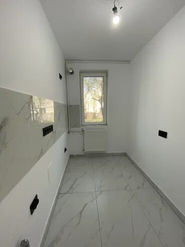 Sector 4, Drumul Gazarului, Sos. Giurgiului, garsoniera renovata complet.